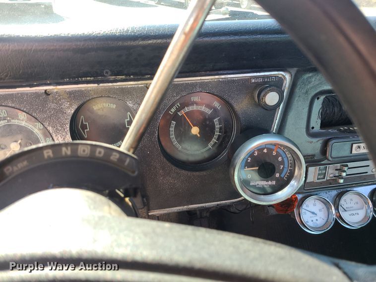 image for item DS7305 1971 GMC C10 pickup truck