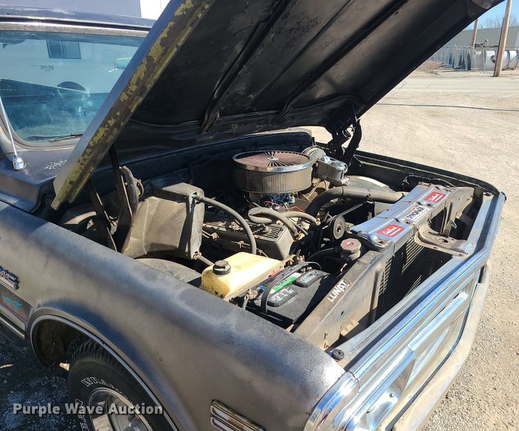 image for item DS7305 1971 GMC C10 pickup truck