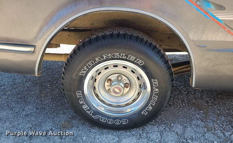 image for item DS7305 1971 GMC C10 pickup truck