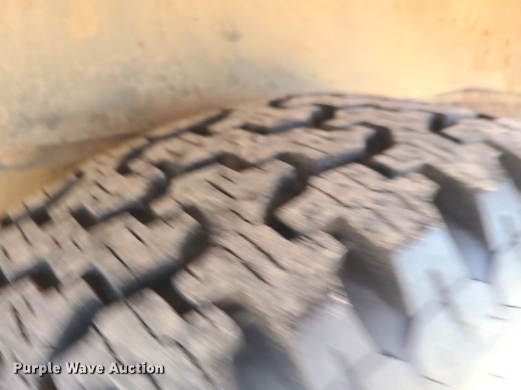 image for item DS7305 1971 GMC C10 pickup truck