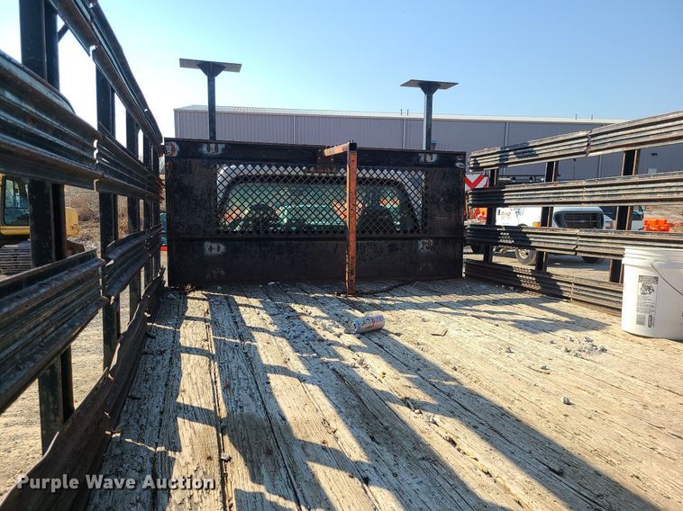 image for item DS7331 2008 Ford F550 flatbed truck