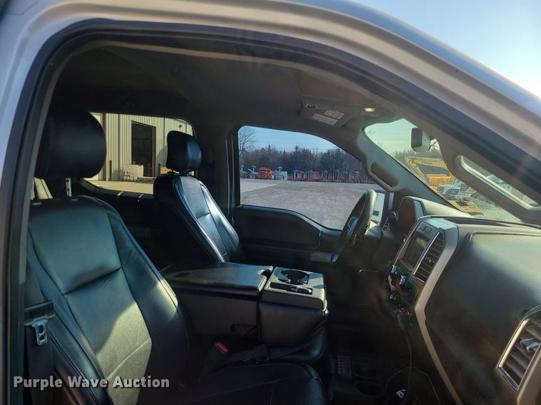 image for item DS7334 2016 Ford F150 SuperCrew pickup truck