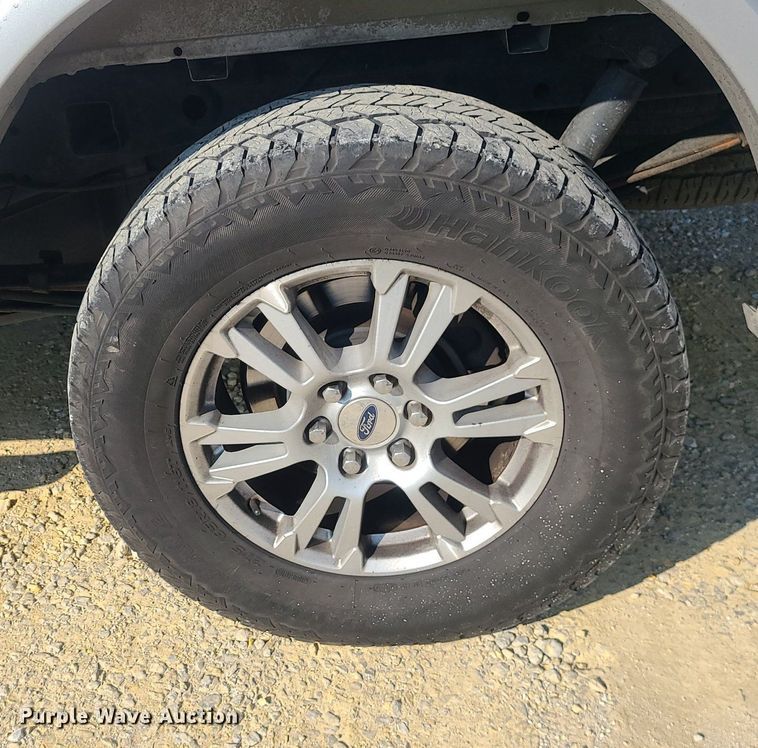 image for item DS7334 2016 Ford F150 SuperCrew pickup truck