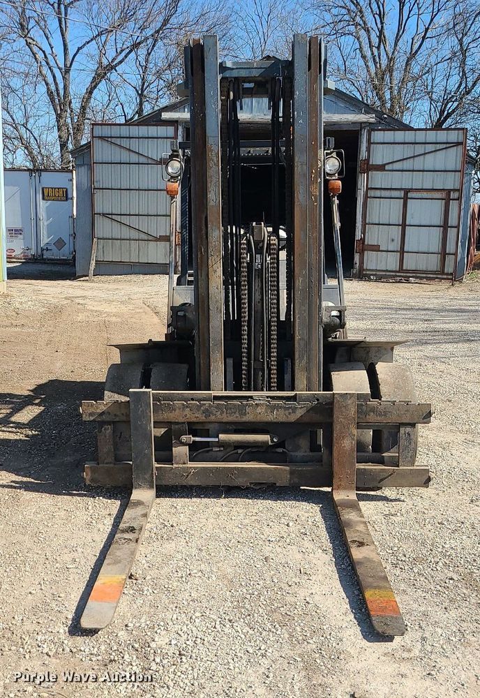 image for item DS7335 Komatsu FG45T-6 forklift