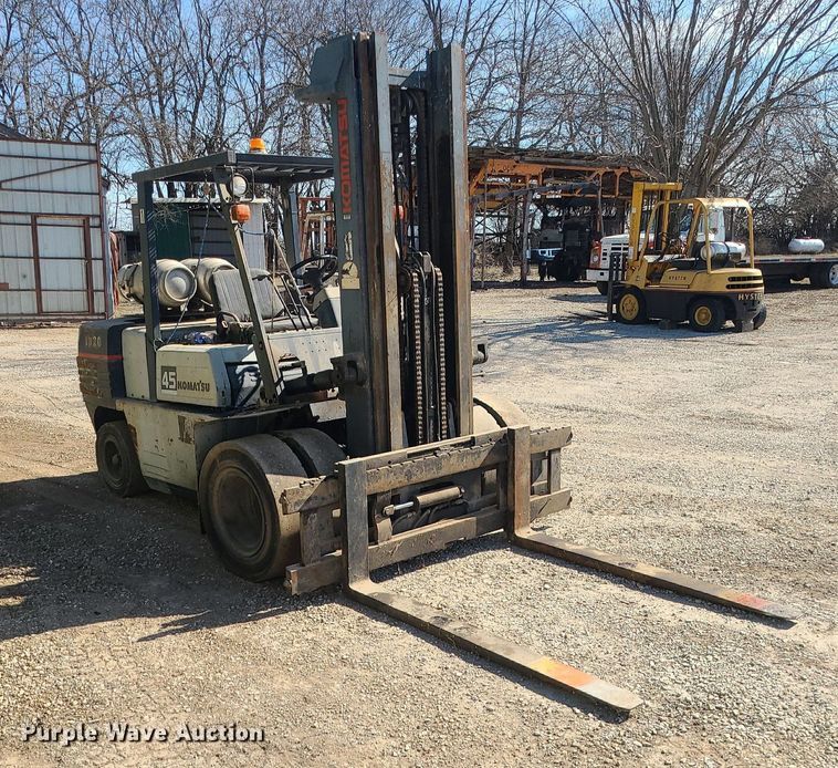 image for item DS7335 Komatsu FG45T-6 forklift
