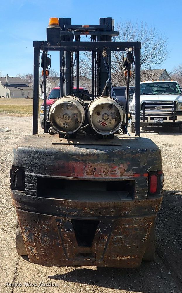 image for item DS7335 Komatsu FG45T-6 forklift