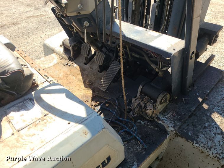 image for item DS7335 Komatsu FG45T-6 forklift