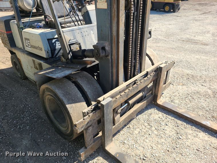 image for item DS7335 Komatsu FG45T-6 forklift