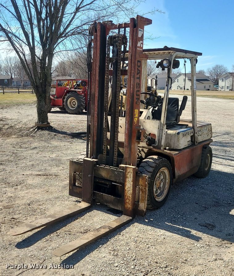 image for item DS7336 Datsun 6000 forklift
