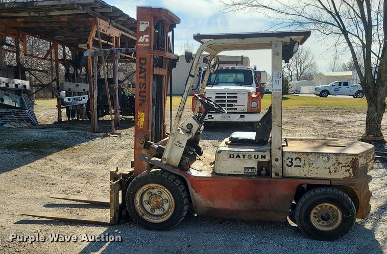 image for item DS7336 Datsun 6000 forklift
