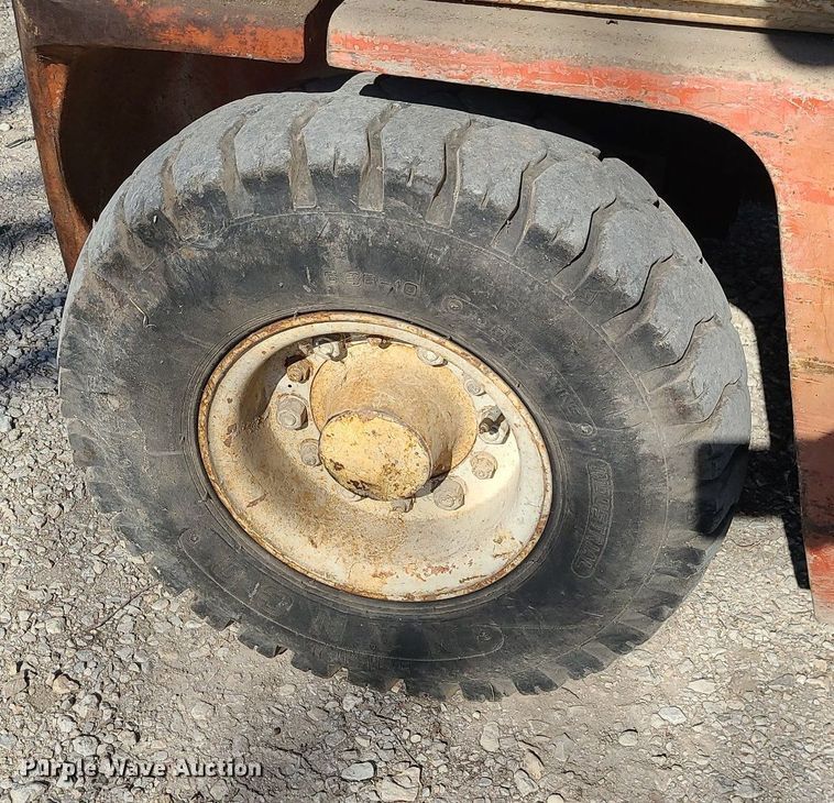 image for item DS7336 Datsun 6000 forklift