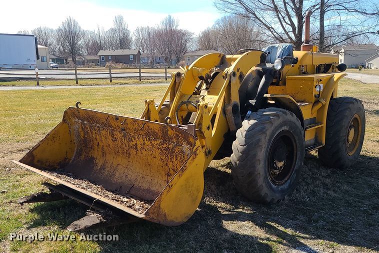 Caterpillar 922 wheel loader in Peculiar, MO | Item DS7341 sold ...