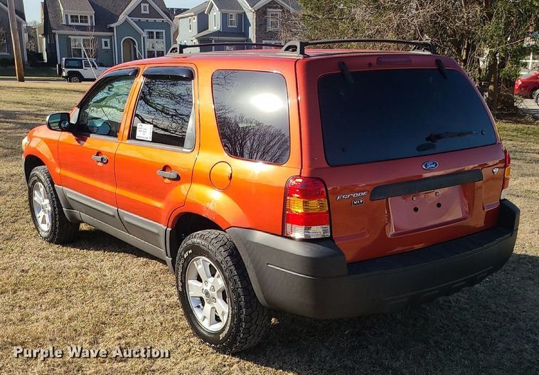 image for item DS7350 2007 Ford  Escape XLT SUV