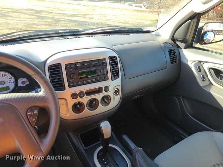 image for item DS7350 2007 Ford  Escape XLT SUV