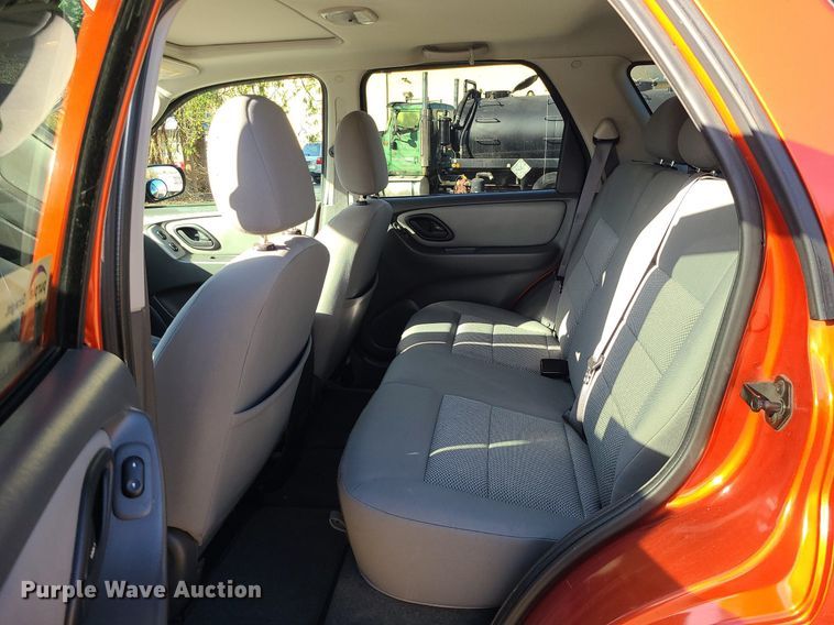 image for item DS7350 2007 Ford  Escape XLT SUV