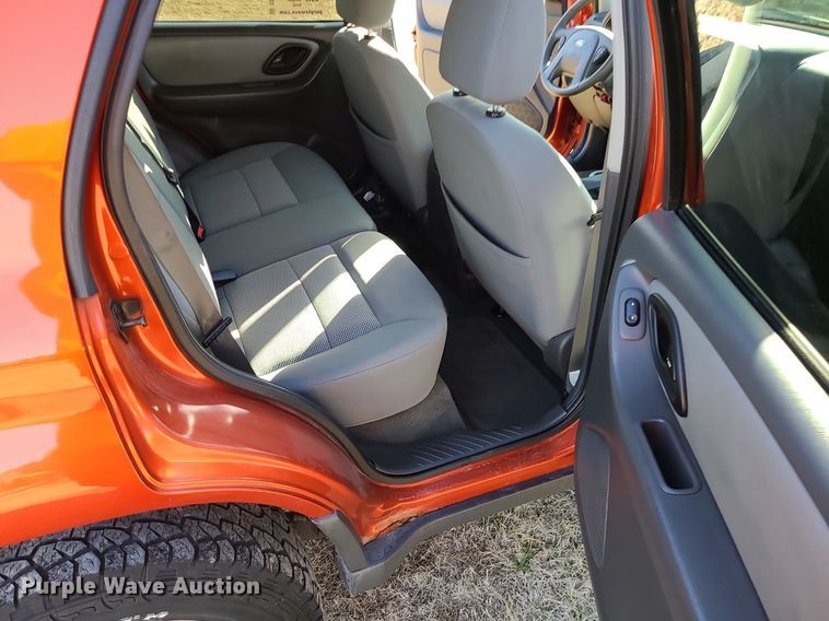 image for item DS7350 2007 Ford  Escape XLT SUV