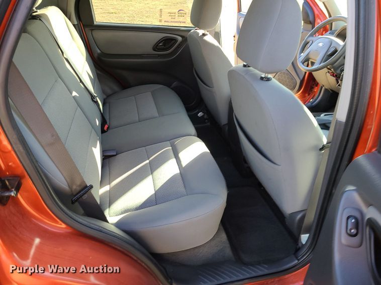 image for item DS7350 2007 Ford  Escape XLT SUV