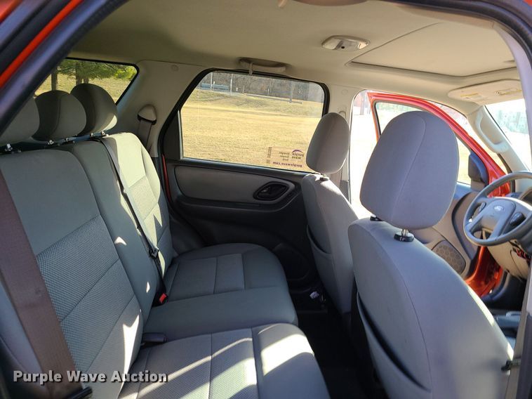 image for item DS7350 2007 Ford  Escape XLT SUV