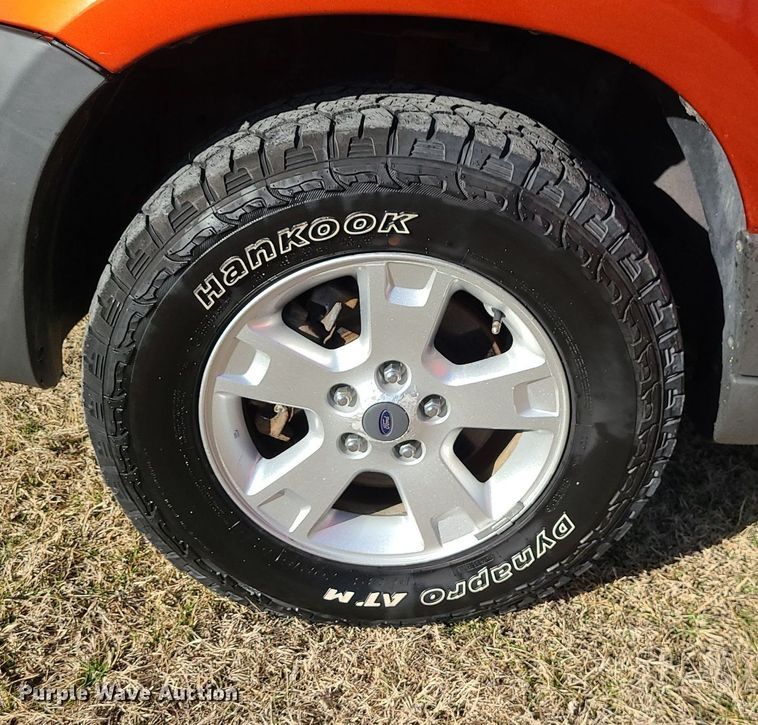 image for item DS7350 2007 Ford  Escape XLT SUV