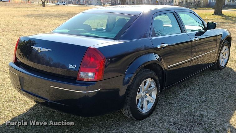 image for item DS7352 2006 Chrysler  300 Touring 