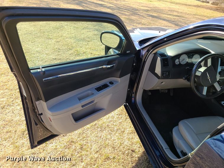 image for item DS7352 2006 Chrysler  300 Touring 