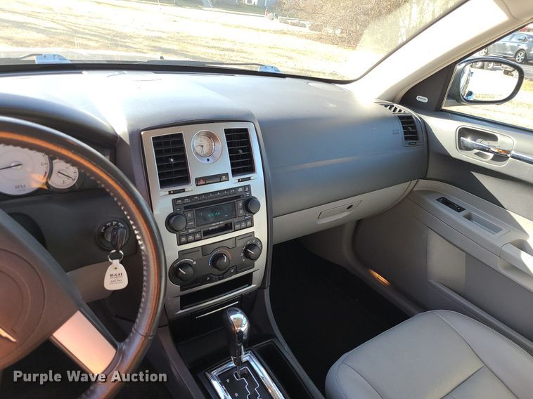 image for item DS7352 2006 Chrysler  300 Touring 