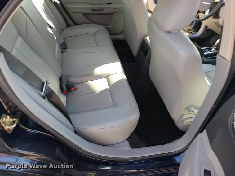 image for item DS7352 2006 Chrysler  300 Touring 