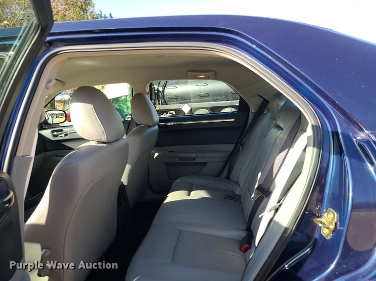 image for item DS7352 2006 Chrysler  300 Touring 