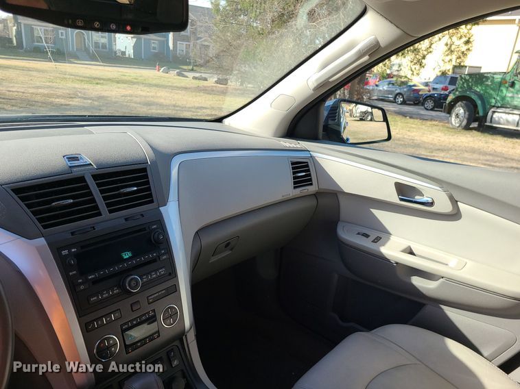 image for item DS7353 2011 Chevrolet Traverse LT SUV