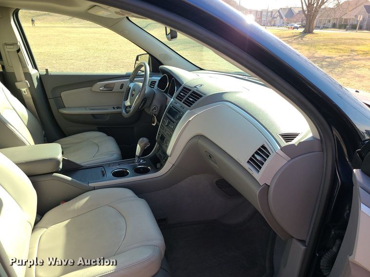 image for item DS7353 2011 Chevrolet Traverse LT SUV