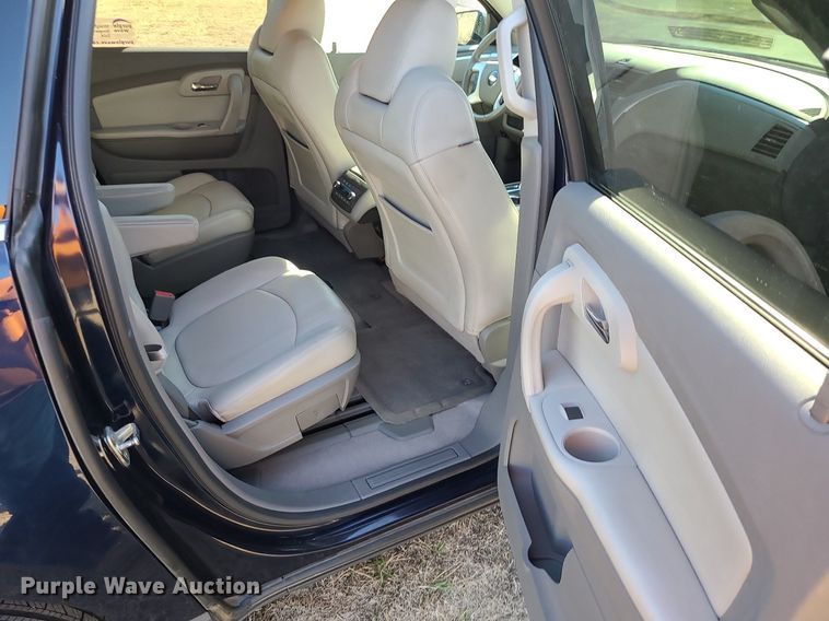 image for item DS7353 2011 Chevrolet Traverse LT SUV