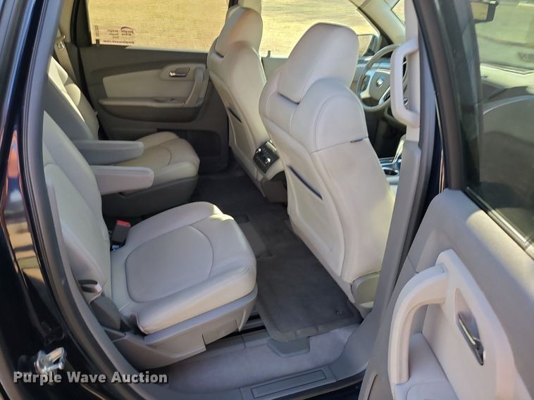 image for item DS7353 2011 Chevrolet Traverse LT SUV