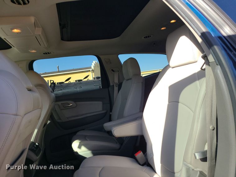 image for item DS7353 2011 Chevrolet Traverse LT SUV