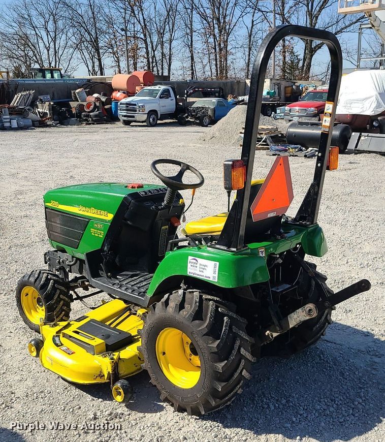 image for item DS7355 John Deere 2210 MFWD tractor