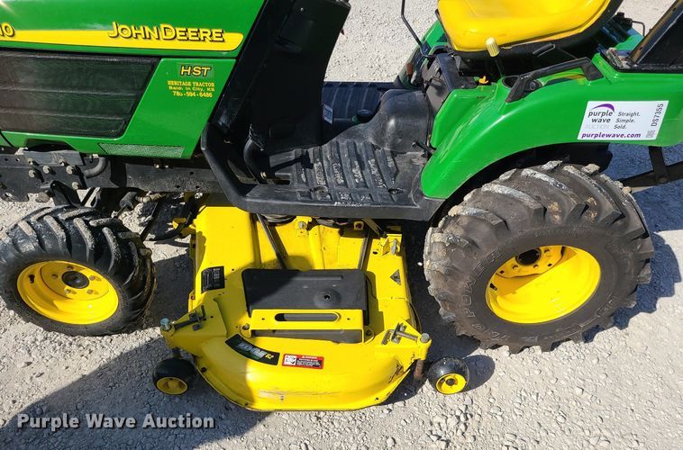 image for item DS7355 John Deere 2210 MFWD tractor