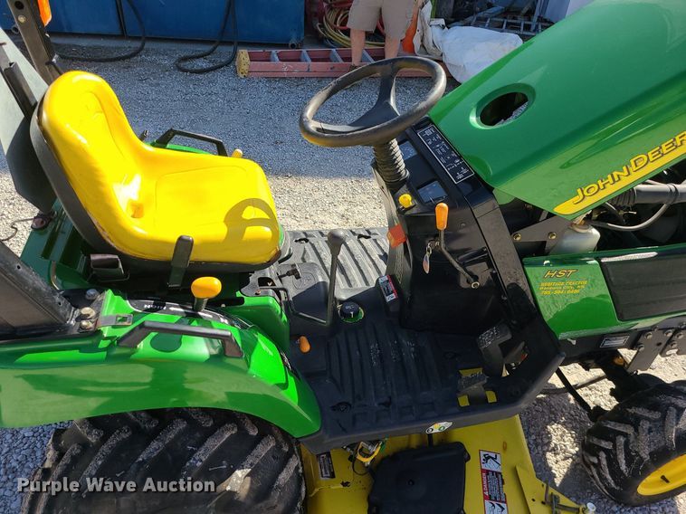 image for item DS7355 John Deere 2210 MFWD tractor