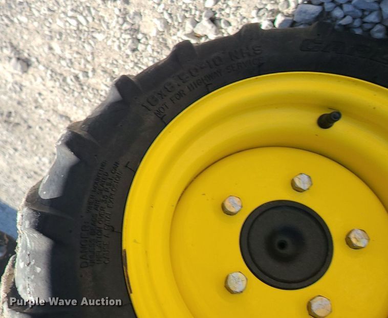 image for item DS7355 John Deere 2210 MFWD tractor