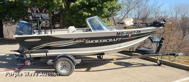 image for item DS7357 2003 Smokercraft Millenta 162 boat