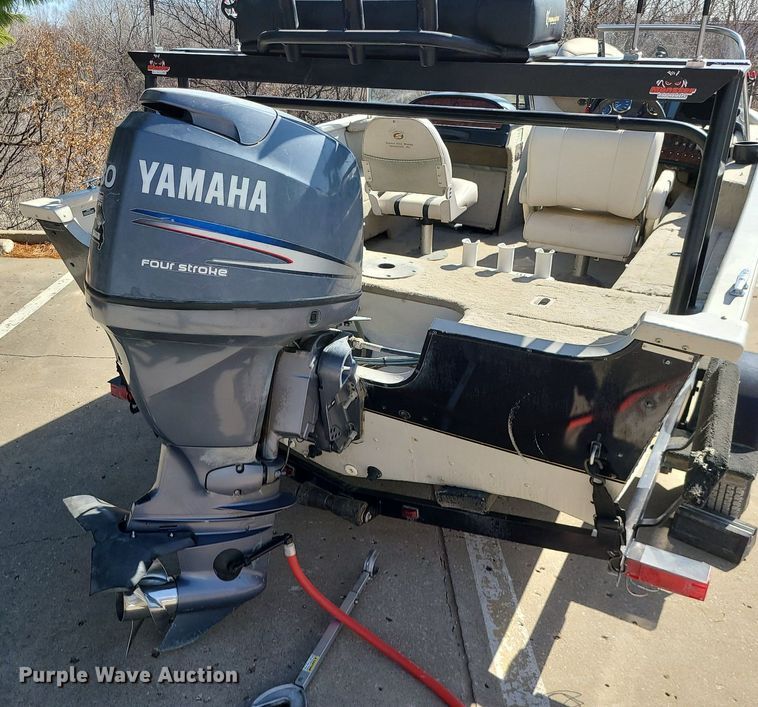 image for item DS7357 2003 Smokercraft Millenta 162 boat