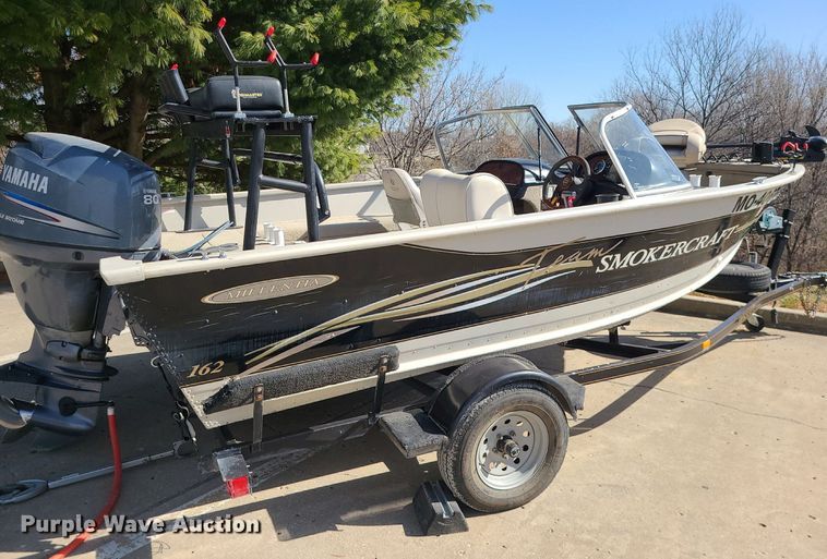 image for item DS7357 2003 Smokercraft Millenta 162 boat