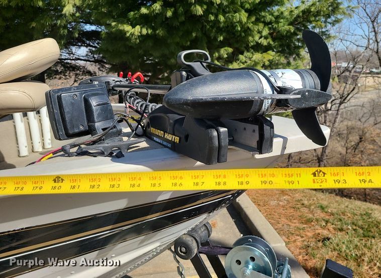 image for item DS7357 2003 Smokercraft Millenta 162 boat