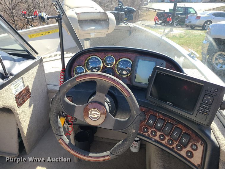 image for item DS7357 2003 Smokercraft Millenta 162 boat