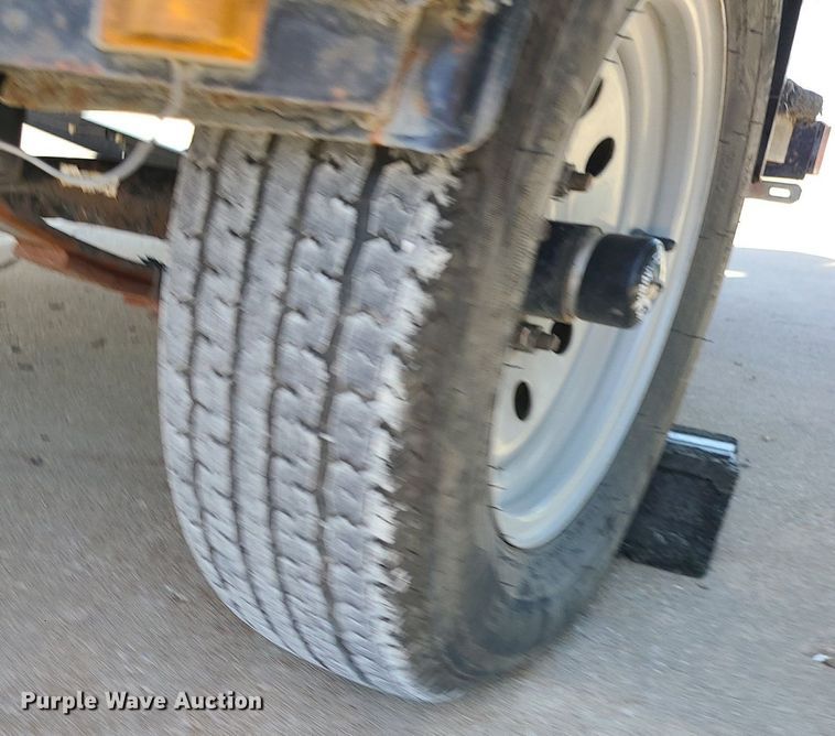 image for item DS7357 2003 Smokercraft Millenta 162 boat