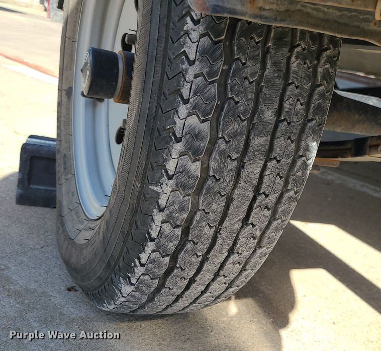 image for item DS7357 2003 Smokercraft Millenta 162 boat