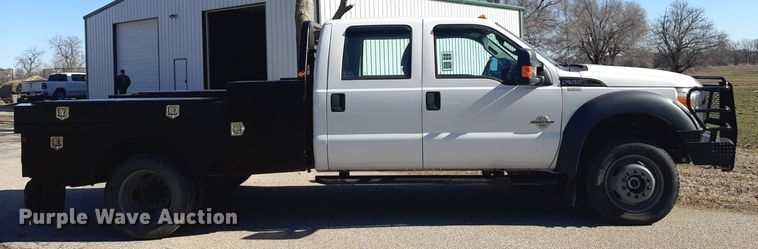 image for item DV9822 2012 Ford F550 Super Duty Crew Cab flatbed truck