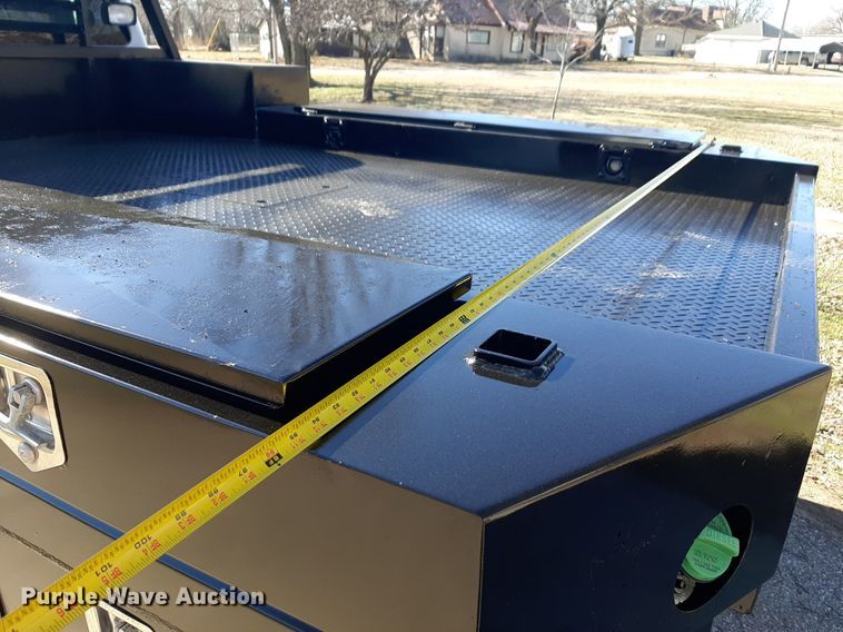 image for item DV9822 2012 Ford F550 Super Duty Crew Cab flatbed truck