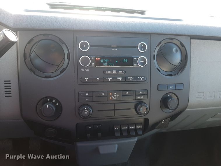 image for item DV9822 2012 Ford F550 Super Duty Crew Cab flatbed truck