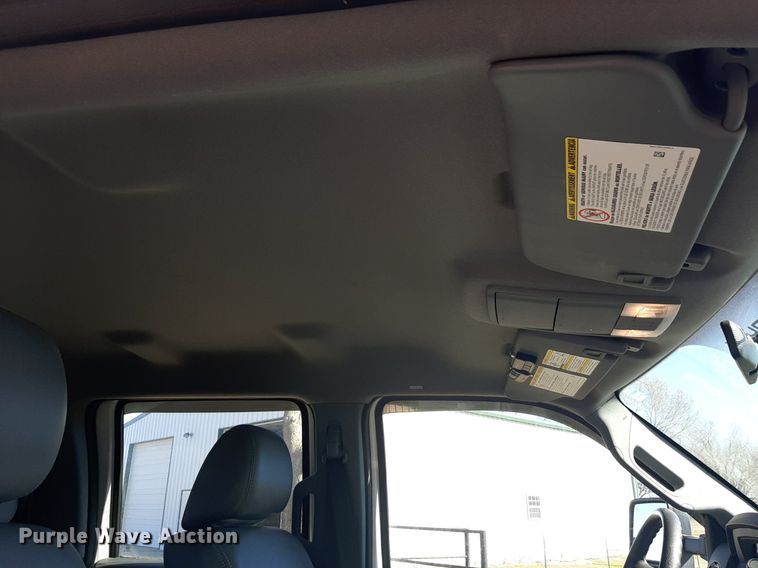 image for item DV9822 2012 Ford F550 Super Duty Crew Cab flatbed truck