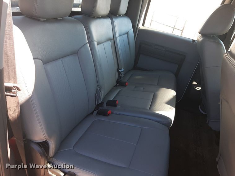 image for item DV9822 2012 Ford F550 Super Duty Crew Cab flatbed truck