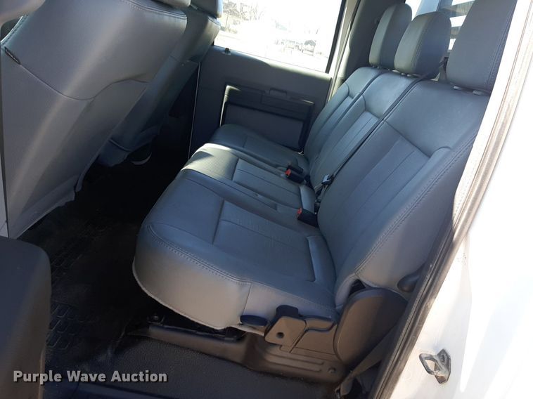 image for item DV9822 2012 Ford F550 Super Duty Crew Cab flatbed truck